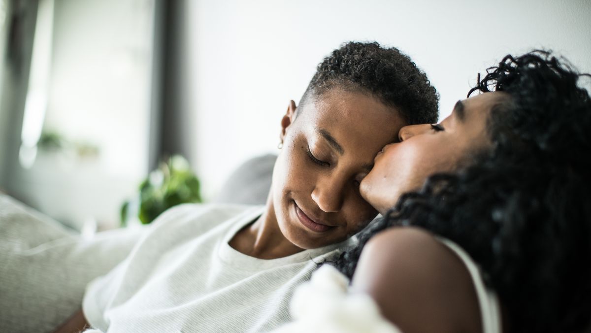 Lesbian Intimacy Issues: Impacts and How To Manage?